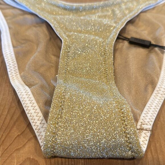 TRIANGL MICA CHEEKY GOLD SET NO BAG NEW WITH TAGS - Picture 8 of 8